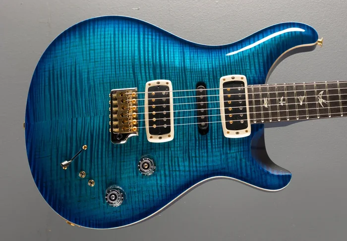Modern Eagle V 10 Top – Carroll Blue Blue Burst w/ Blue Back