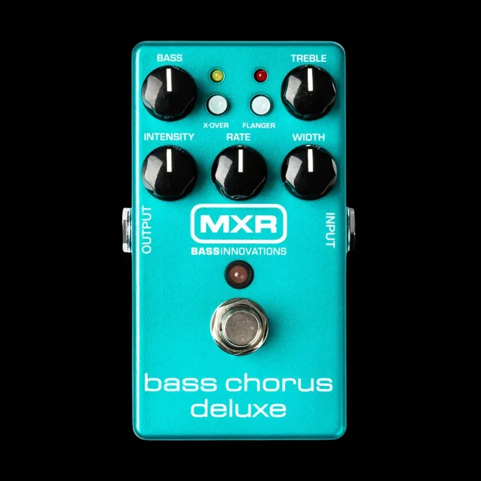 MXR M83 Bass Chorus Deluxe Pedal