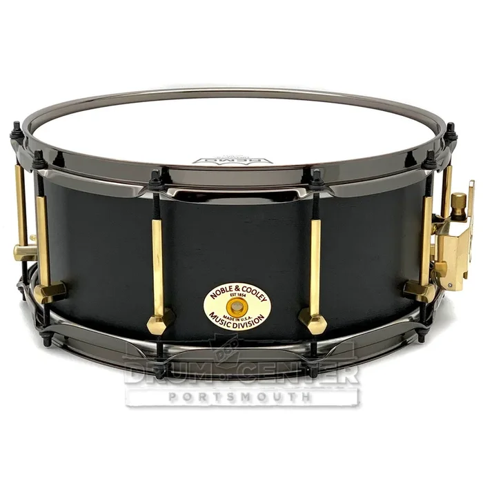 Noble & Cooley Solid Shell Classic Walnut Snare Drum 14×6 Matte Black w/Brass Hardware