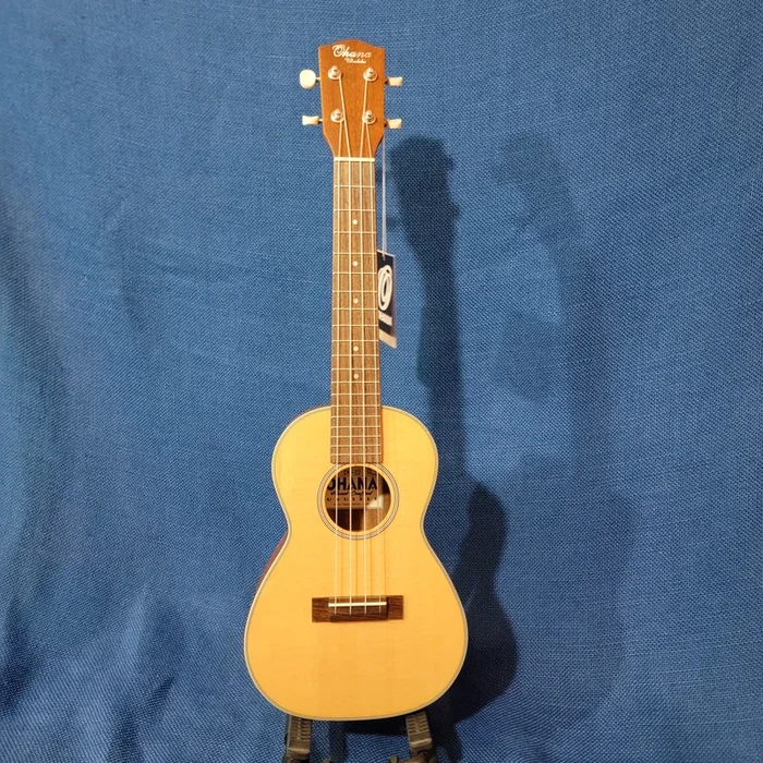 Ohana Concert CK-22 Blem Solid Spruce Top / Laminate Mahogany Ukulele h515