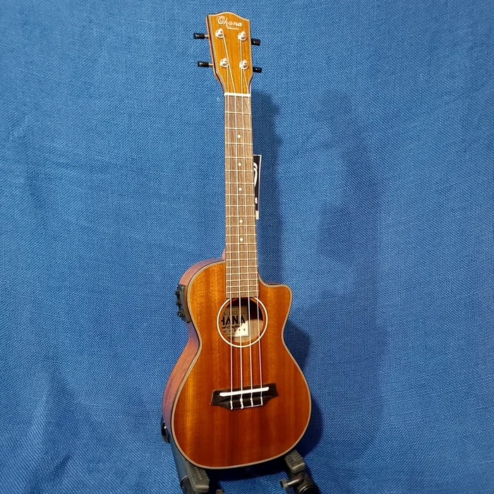Ohana Concert CK-35GCE All Solid Mahogany Gloss Cutaway A/E Ukulele h438