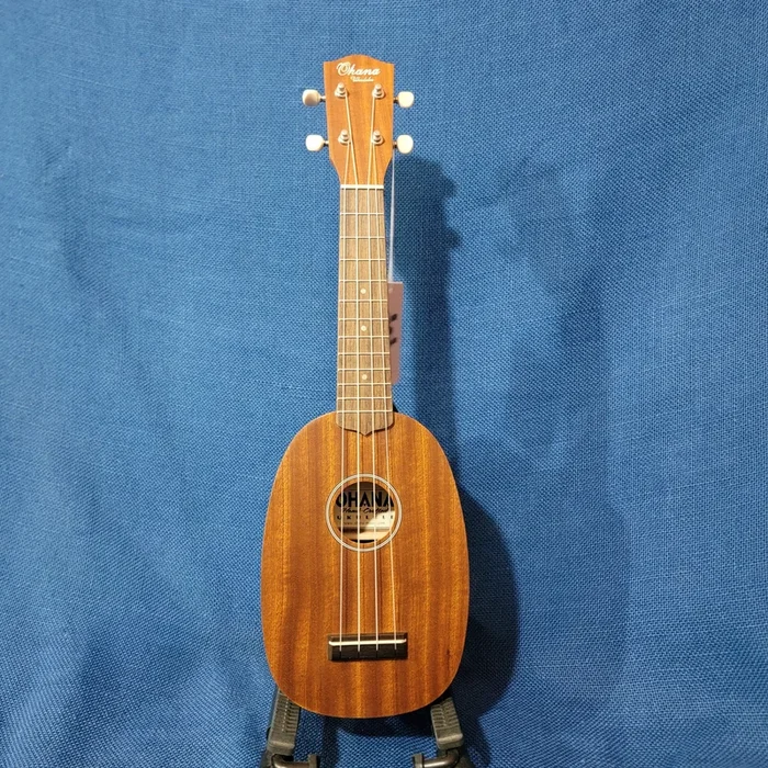 Ohana Soprano Pineapple Starter Pack PK-10 Lam Mahogany Ukulele Parrot Bag, Tuner, Strap, Button P867
