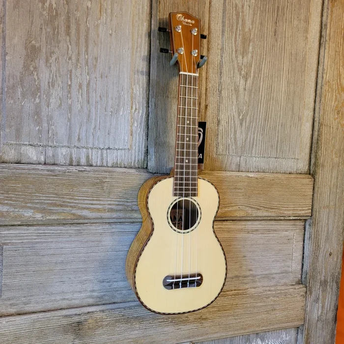 Ohana Soprano SK-70WG Solid Spruce Top/ Laminate Willow Ukulele v047