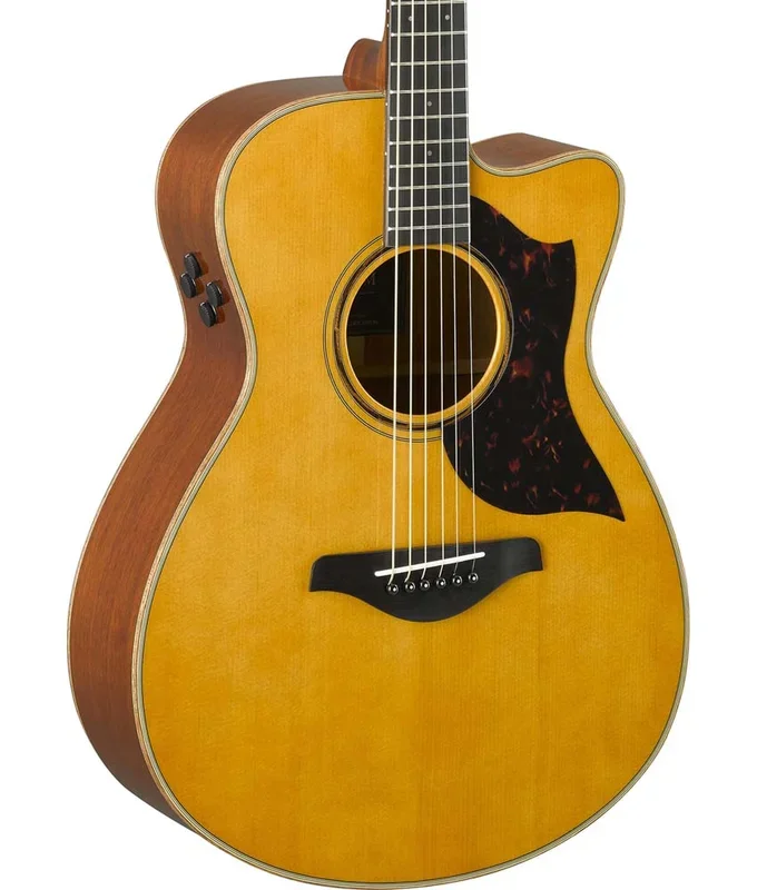 Pre-Owned Yamaha AC3M ARE Concert Cutaway Acoustic-Electric – Vintage Natural