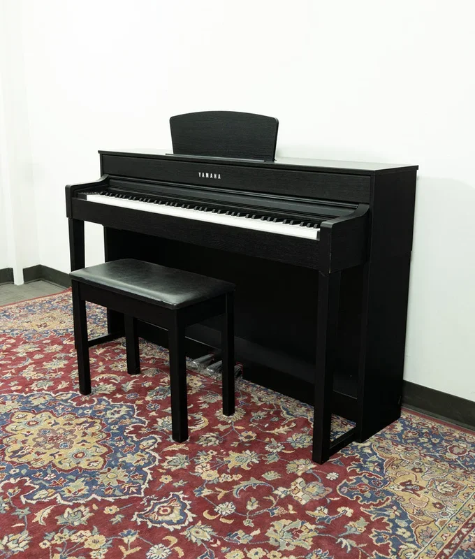Pre-Owned Yamaha Clavinova CLP-535 Digital Piano – Black Walnut | 1190