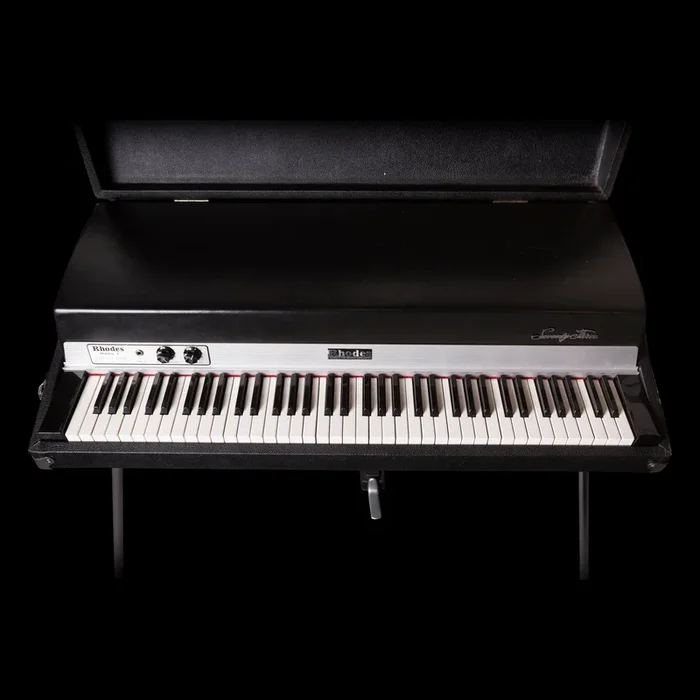 Rhodes MKI 73 Made in 1978 Keyboard with Sustain Pedal, Legs and Case (D1723)