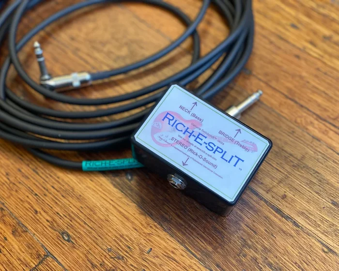 Rich-E-Split Stereo Splitter for Rick-Style Guitars