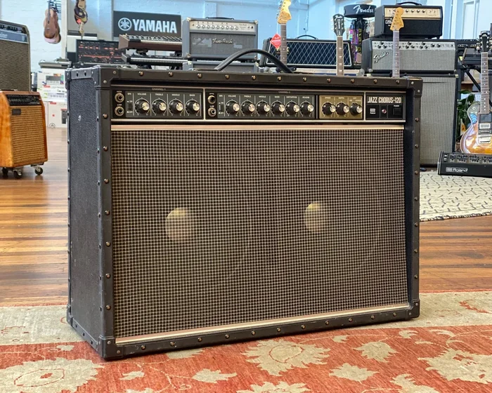 Roland JC-120 Jazz Chorus Guitar Amplifier