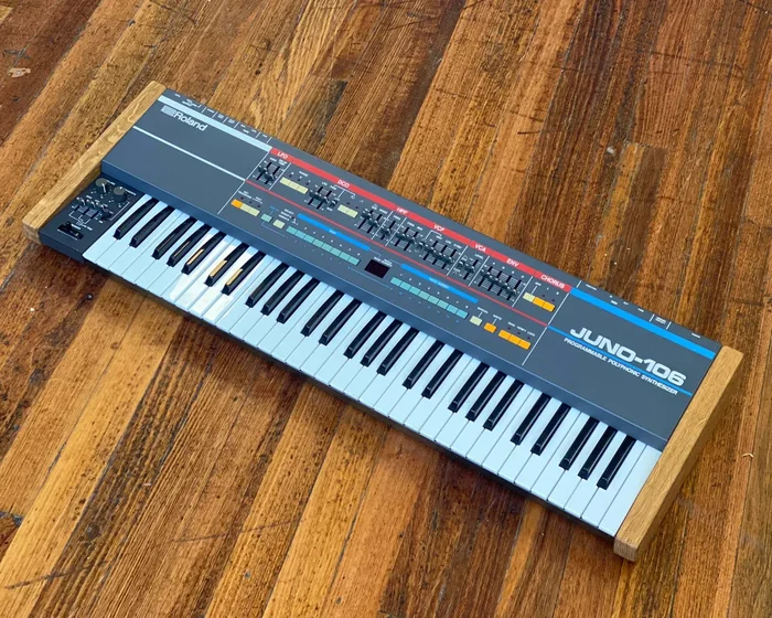 Roland Juno 106 Polyphonic Analogue Synthesizer