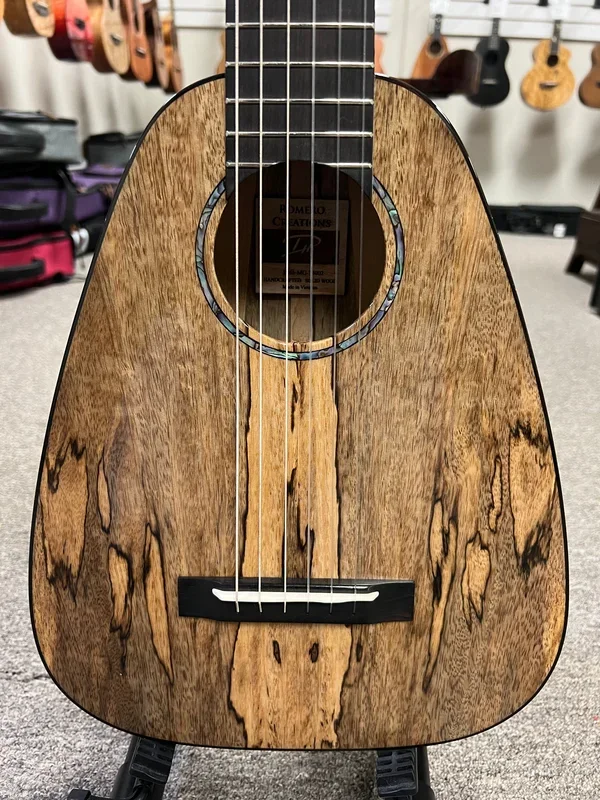 Romero Creations Daniel Ho 6 String Spalted Mango Nylon Guitar w/Case – RC-DHo6-MG