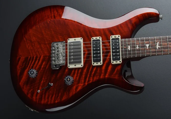 S2 Studio – Fire Red Burst