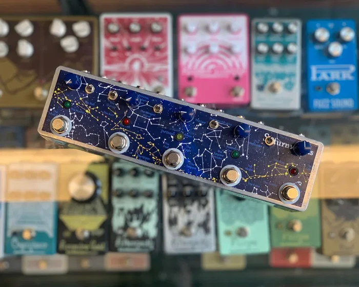 Saturnworks 5-Parallel Looper W/ Phase Switches