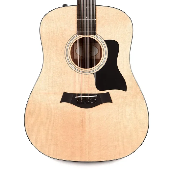 Taylor 150e Sitka/Walnut Dreadnought ES2