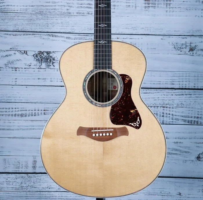 Taylor Gold Label 814e Koa | Gloss