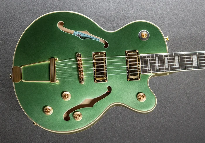 UpTown Kat ES – Emerald Green Metallic