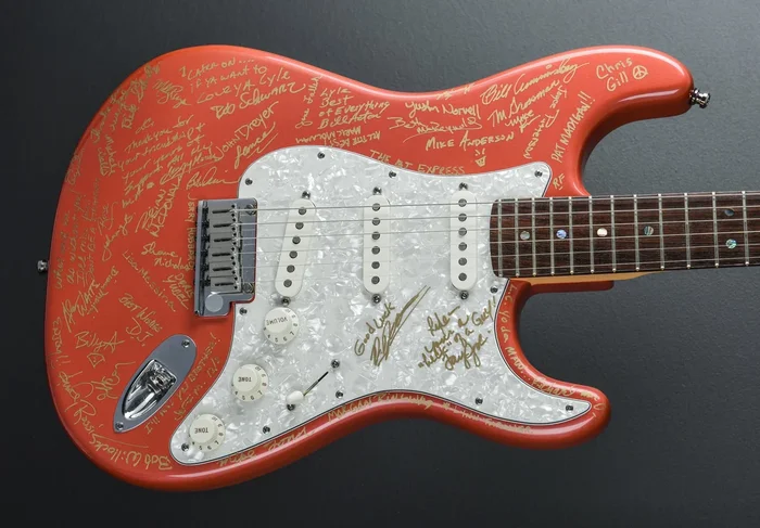Used American Deluxe Stratocaster ’00