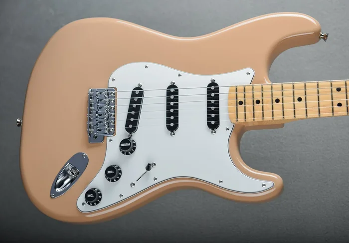 Used MIJ Ltd. International Color Strat, ’23