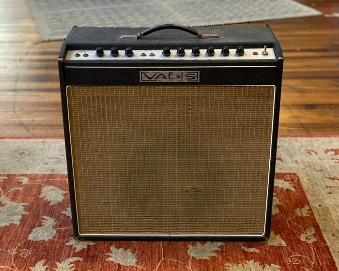 Vadis 201 1×12 Combo – Made in Australia