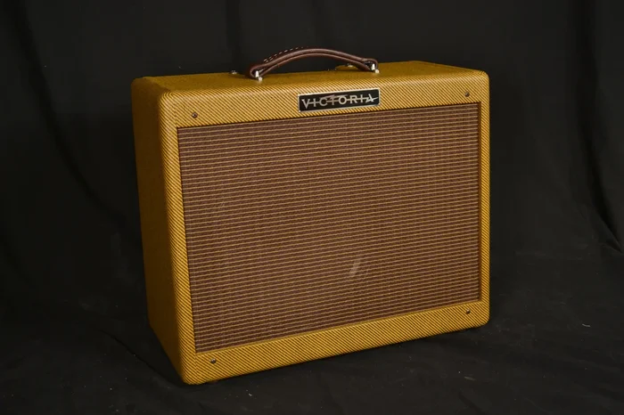 Victoria 5112 Tweed Combo (418)