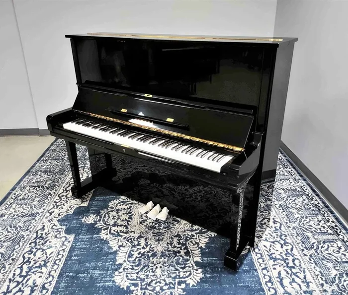Yamaha 52″ U3 Upright Piano | Polished Ebony | SN: H2006941