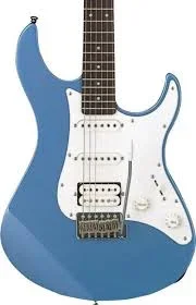 Yamaha – PAC112J Pacifica – Lake Blue