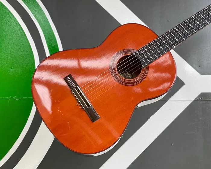 YAMAHA G-55