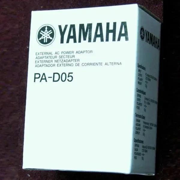 Yamaha PA-D05 adapter