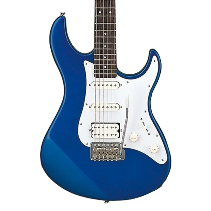 Yamaha Pacifica 012 – Dark Blue Metallic