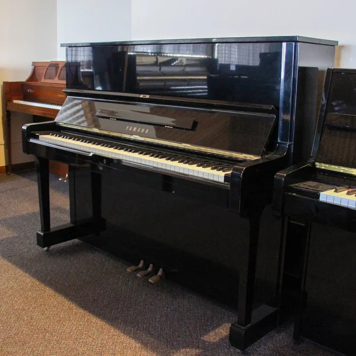 Yamaha U1H Studio Piano (0262)